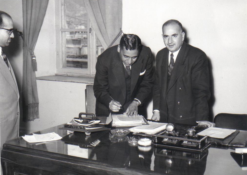 Photograph from Book 2, image 016