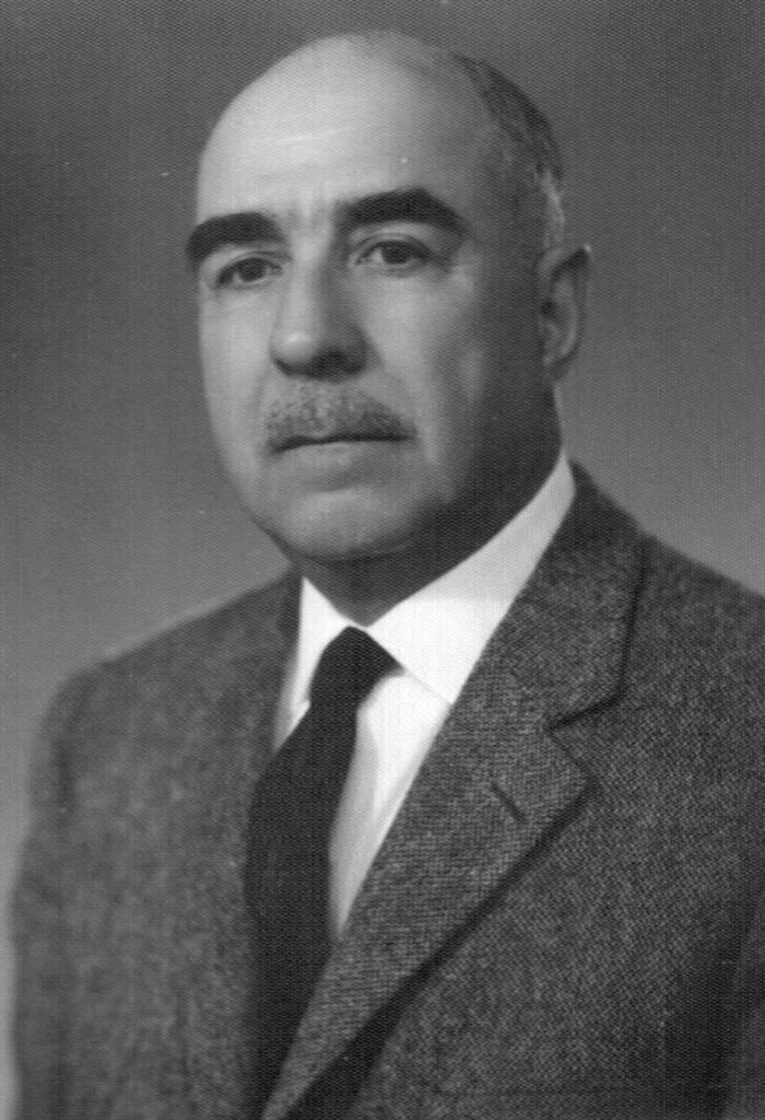 Rushdi al-Kikhya, 1950, presiding over the Constituent Assembly